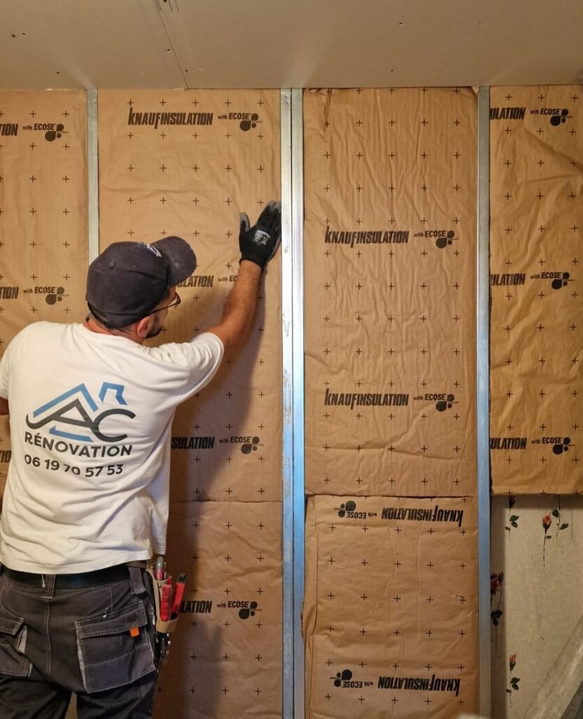 pose laine de verre sur un chantier a rethel